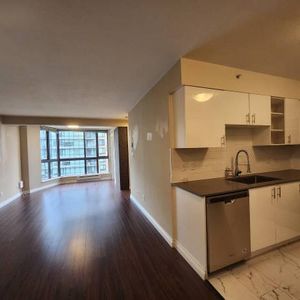 Vancouver downtown 2 bd 2 bath for rent - Photo 2