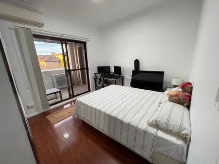 Wiley Park - Photo 2