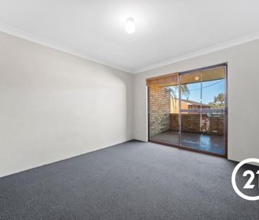 2 Bedroom Unit - As New Carpet and Blinds - Photo 1