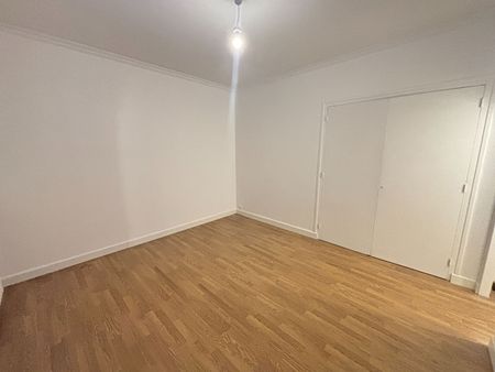 Location Maison 5 pièces 139m² - Photo 2
