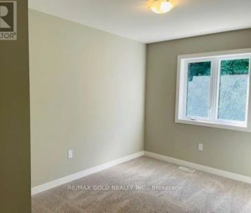 942 ROBERT FERRIE DRIVE - Photo 6