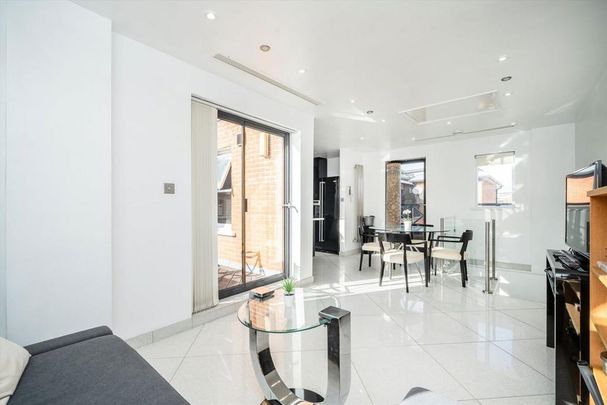 2 bedroom flat to rent - Photo 1