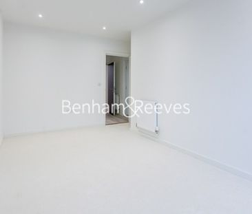 2 Bedroom flat to rent in Habito, Hounslow, TW3 - Photo 3