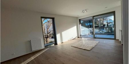 Appartement te huur in Genk voor € 1.150 met 2 slaapkamers - Photo 5