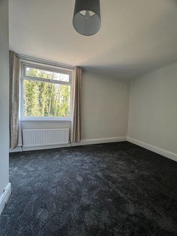 3 Bed Terraced House, Moscar Cottages, S7 - Photo 3