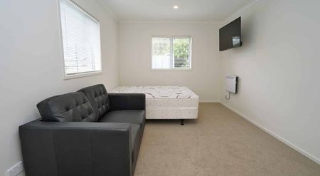 RENT REBATE AND ONE WEEKS FREE RENT - Love the Location! - Photo 5