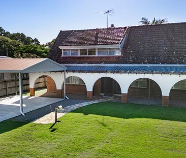 UNFORGETTABLE 1980'S CLASSIC HOME - Photo 6