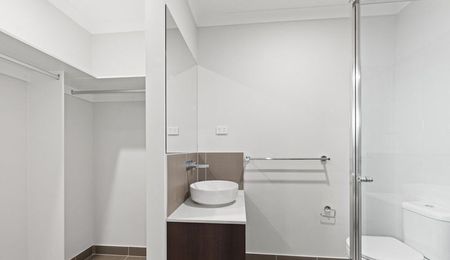 Ready To Move In! - Photo 5