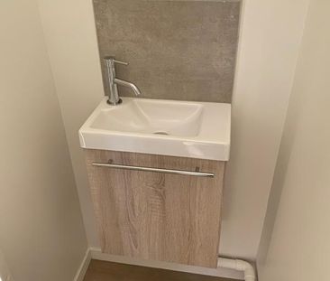 Location Appartement 3 pièces 77m² - Photo 3