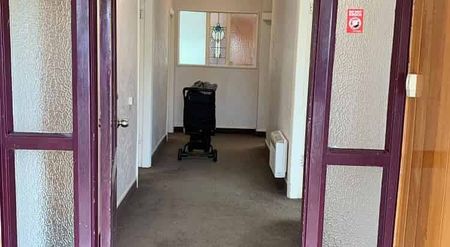 Charming Miramar Retreat - 4BR Home - Photo 5