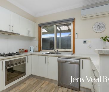 A rare find, 2BR home, meticulously presented, garage with workshop... - Photo 6