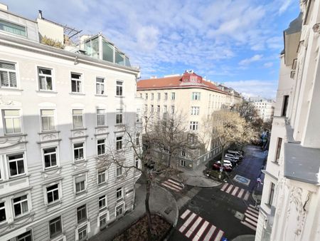 EG - Sanierungsbedürftige Wohnung in top Lage - Unbefristeter Mietvertrag - Photo 3