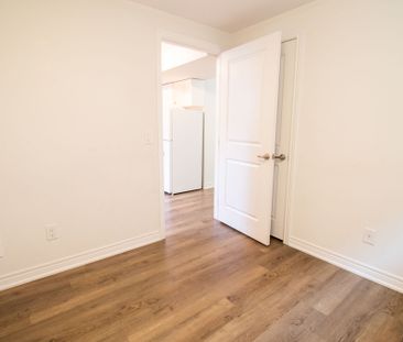 All Inclusive 1 Bedroom Lower Unit in Welland!! - Photo 2