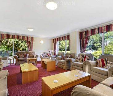 2 Bedroom Apartment, Ashcroft Place – Leatherhead - Photo 2