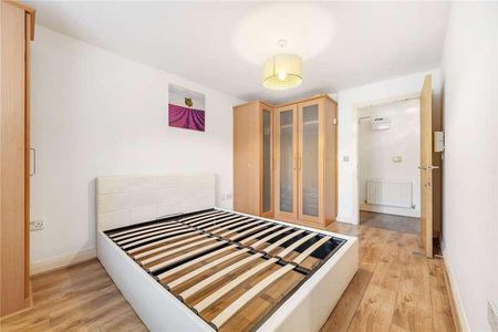 Streamline Mews, East Dulwich, London, SE22 - Photo 3