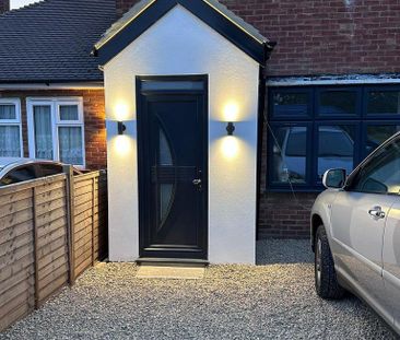 3 bedroom end of terrace house to rent - Photo 5