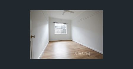 Family Home in Newport! - Photo 5