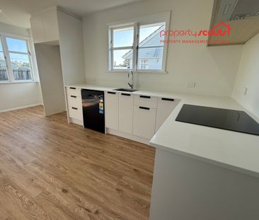 Freshly Renovated 3-Bedroom Home – Move In Now! - Photo 4