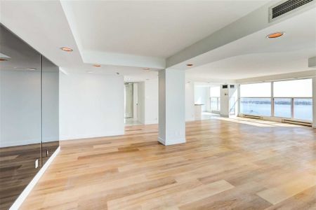 For Lease - 99 Harbour Square Unit# 3008, Toronto, Ontario - Photo 3