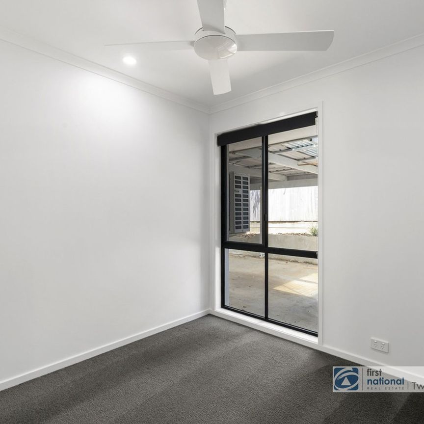 Modern 3 Bedroom Home in Banora Point - Photo 1