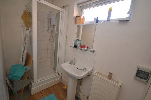 1 bed Mid Terraced House for Rent - Photo 1