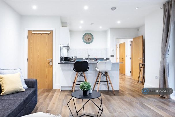 1 bedroom flat to rent - Photo 1