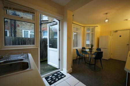 5 bedroom house share to rent - Photo 4