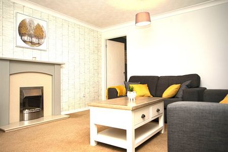 3 Bed Detached House, Rochford Drive, LU2 - Photo 4