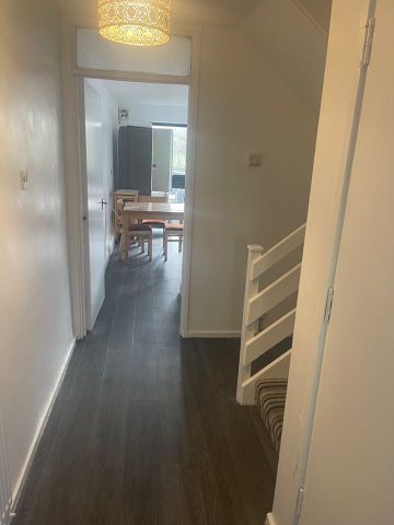 3 Bed Terraced House, Daubeney Road, E5 - Photo 3