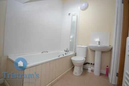 2 bed Mid Terraced House for Rent - Photo 4