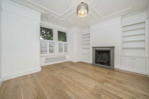 Ivy Crescent, Chiswick, W4 - Photo 1