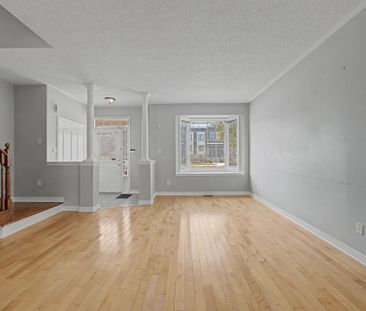 For Lease - 10561 Bayview Avenue, Richmond Hill, Ontario - Photo 2