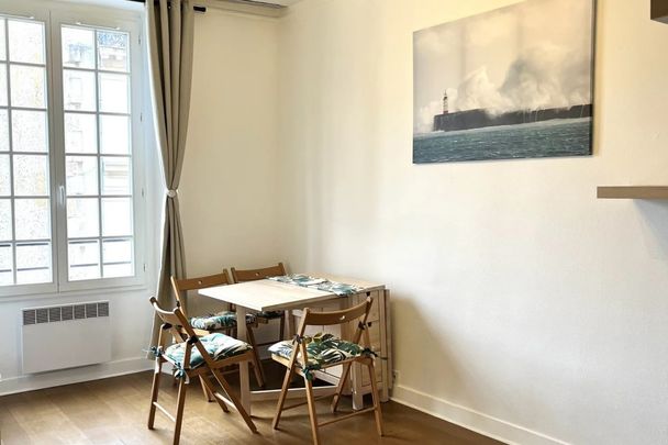 75004/M° Saint Paul: studio meublé - Photo 1