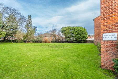 Available unfurnished from 27/11/2025 - Photo 3