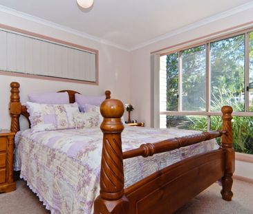 Spacious 4-Bedroom Family Home, Close to the University - Photo 5