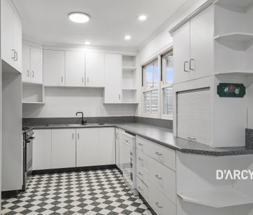 35 CARMEL ST - Photo 6