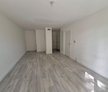 Location Appartement 2 pièces 43m² SECLIN 59113 - Photo 5