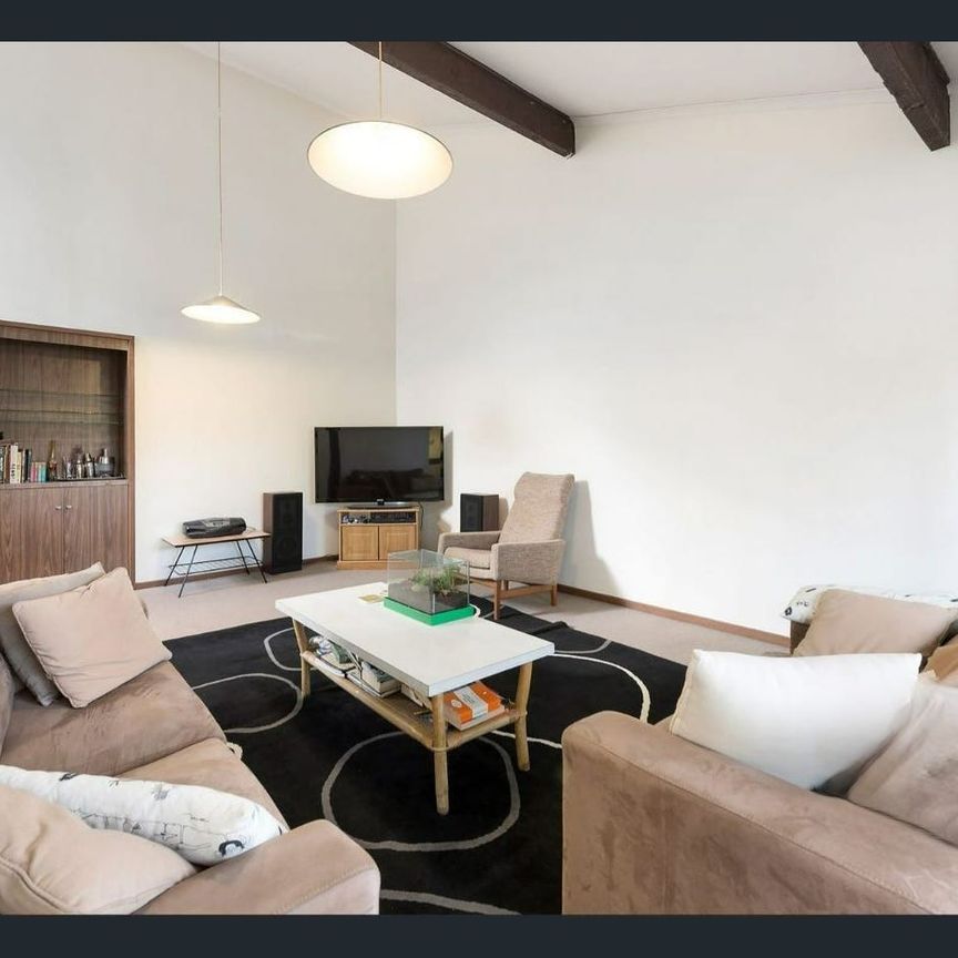 Convenient Living in a Well-Maintained Complex - Photo 1