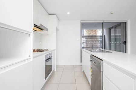 Executive Living in a Prime Parramatta Location - Photo 3