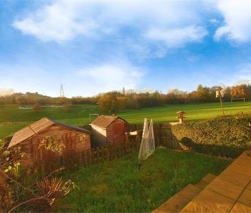 Sandringham Road, Buckland, Newton Abbot, Devon, TQ12 - Photo 3