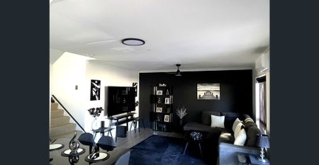 Renovated & Well-Presented Townhouse - Convenient Molendinar Location 11/757 Ashmore Road | $750/week - Photo 2