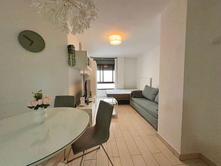 Alquiler de piso en Calle Sevilla - Photo 3