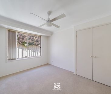 Walk to the Lake - Photo 5