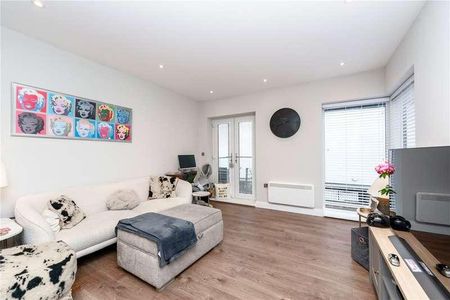 Springfield Lane, Weybridge, Surrey, KT13 - Photo 5