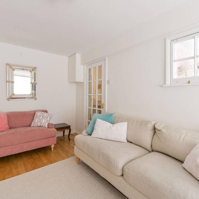 5 bedroom terraced house to rent - Photo 1