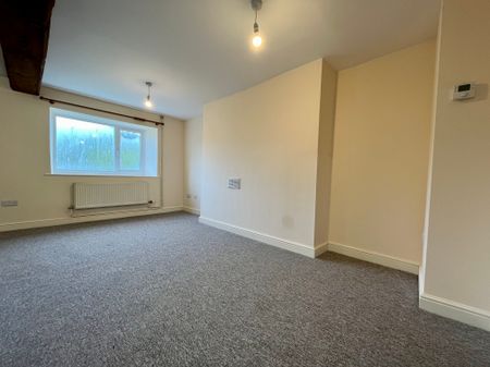 2 bedroom house to rent Ryeford, Stonehouse, Gloucestershire, GL10 - Photo 2