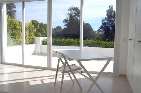 5 bedroom luxury Villa for rent in Marbella, Spain - Photo 2