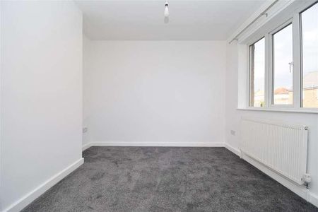 Derwent Road, Wakefield, WF2 - Photo 4