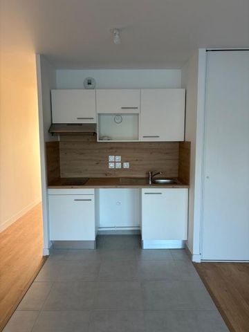 Location Appartement 2 pièces 43m² LE BOUSCAT 33110 - Photo 4