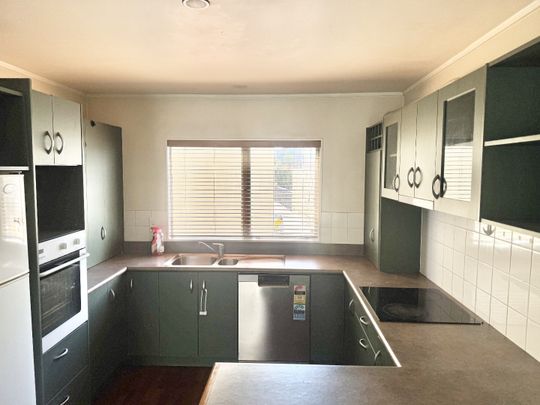 The Future is Bright! - Photo 1